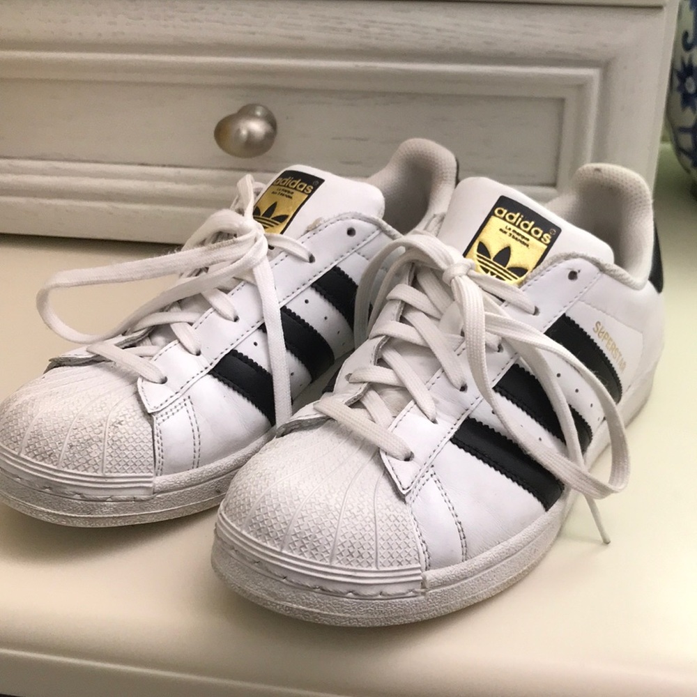 Adidas Superstar Sneakers